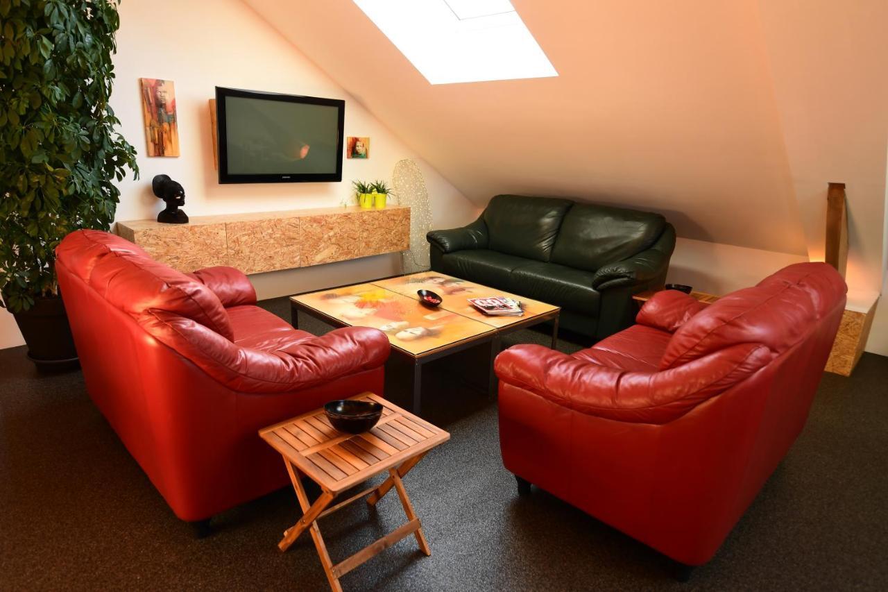 Le 42 Apartment ดูร์บี ภายนอก รูปภาพ